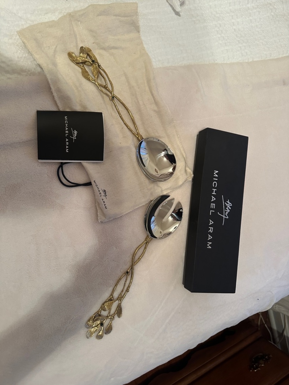 Michael Aram mistletoe Serving Set